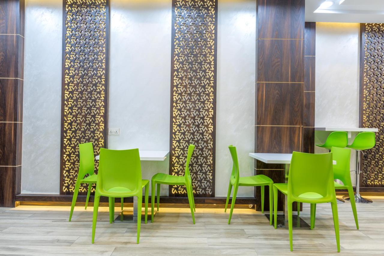 24 Gold Hotel Dubaï Extérieur photo
