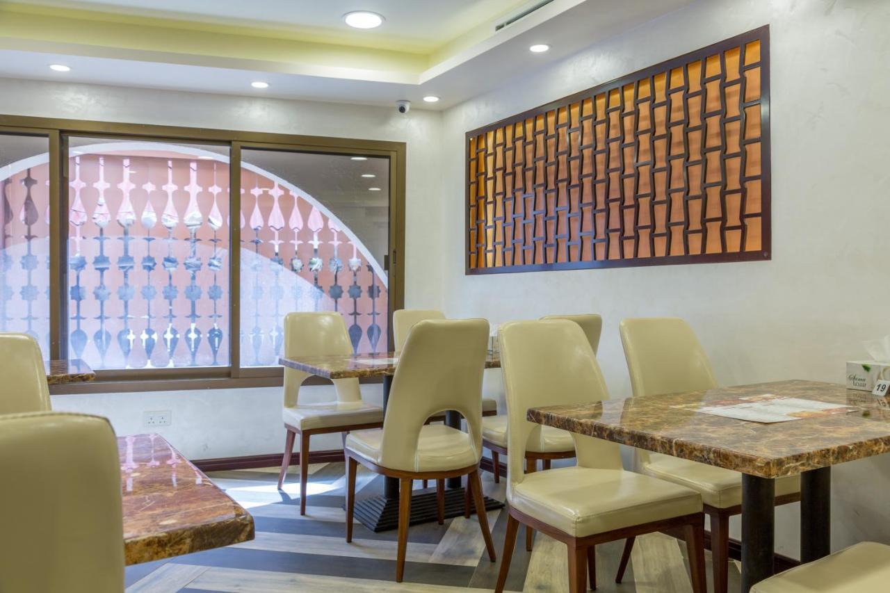 24 Gold Hotel Dubaï Extérieur photo