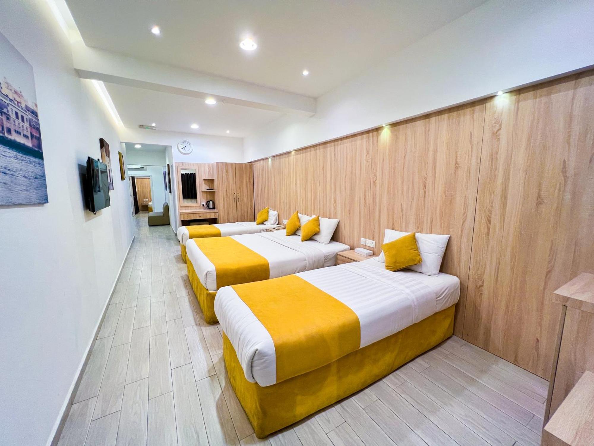 24 Gold Hotel Dubaï Extérieur photo